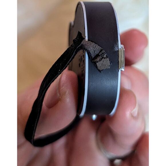 Rockin’ Around The Christmas Tree Guitar 2011 Hallmark Keepsake Magic Ornament - Picture 9 of 10